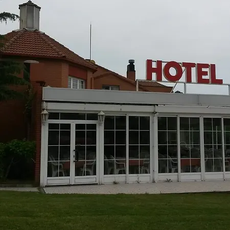 Casa Fernando Ii 2* Rellayo